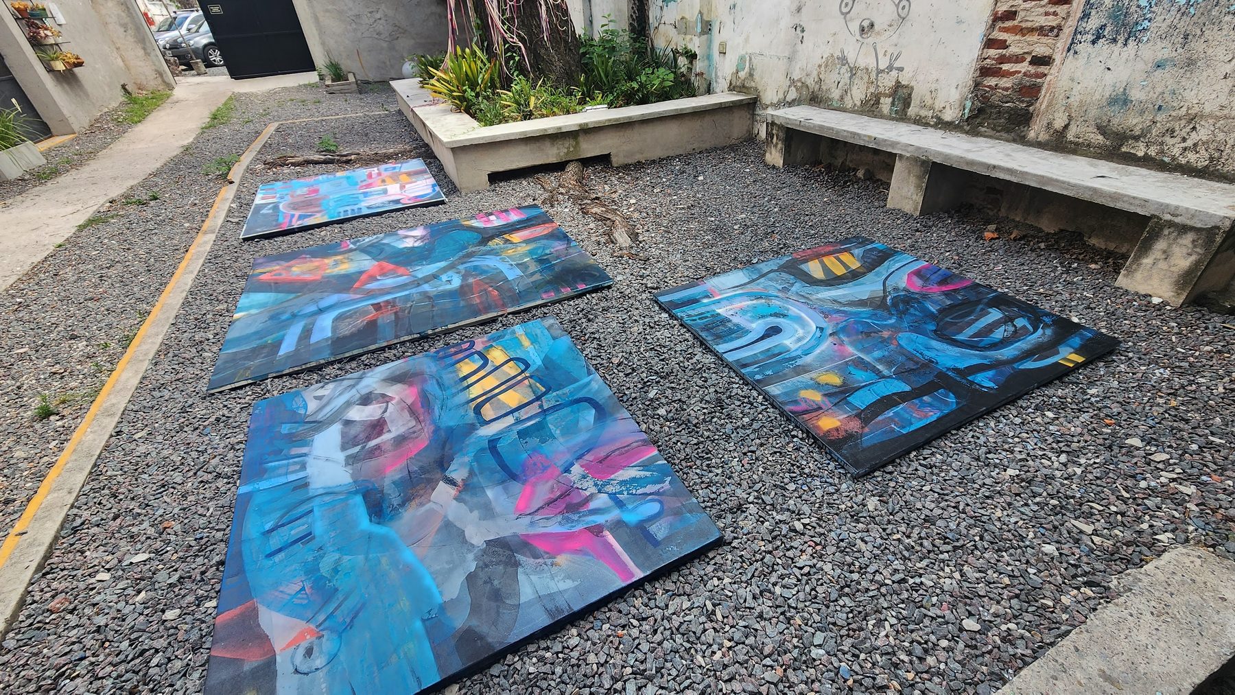 Obra secándose en el patio